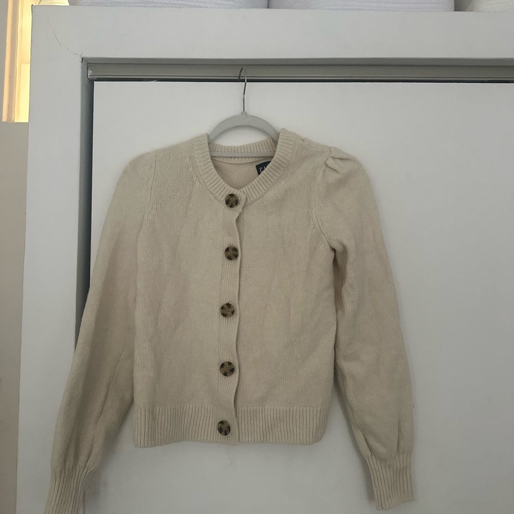 GAP puff sleeve Cashsoft Cardigan Sweater